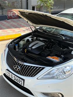 Hyundai Azera